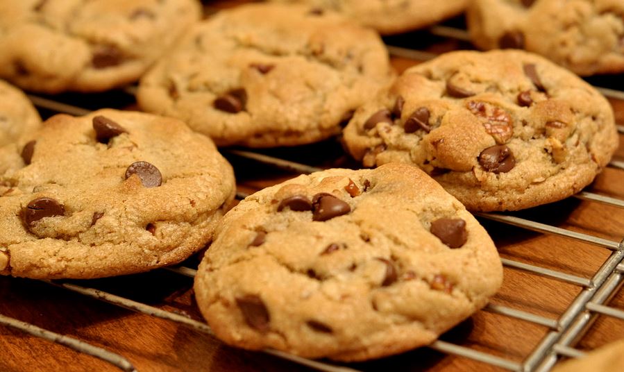 Cookies > veggie platter