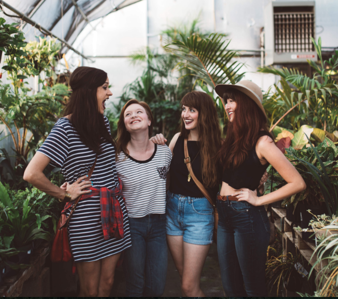 Ladies in their 30s lend their wisdom (Image Credit: Unsplash, Brooke Cagle)