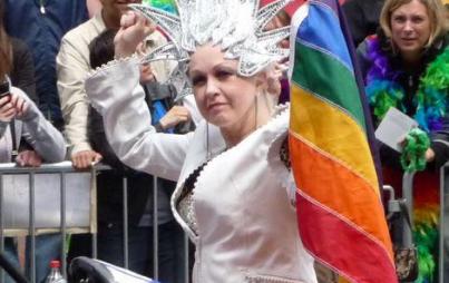 Cyndi Lauper at the San Francisco LGBT Pride Parade (Credit: Wikimedia Commons)